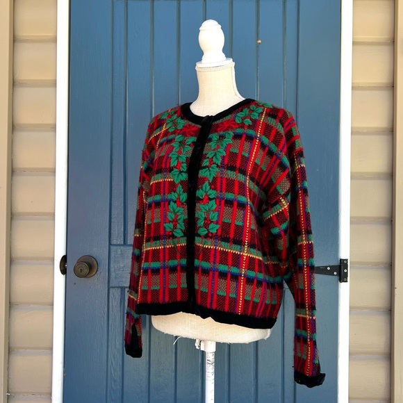 Cambridge Dry Goods 100% Wool Red and Green Plaid Cardigan Women Size XL - Picture 3 of 9